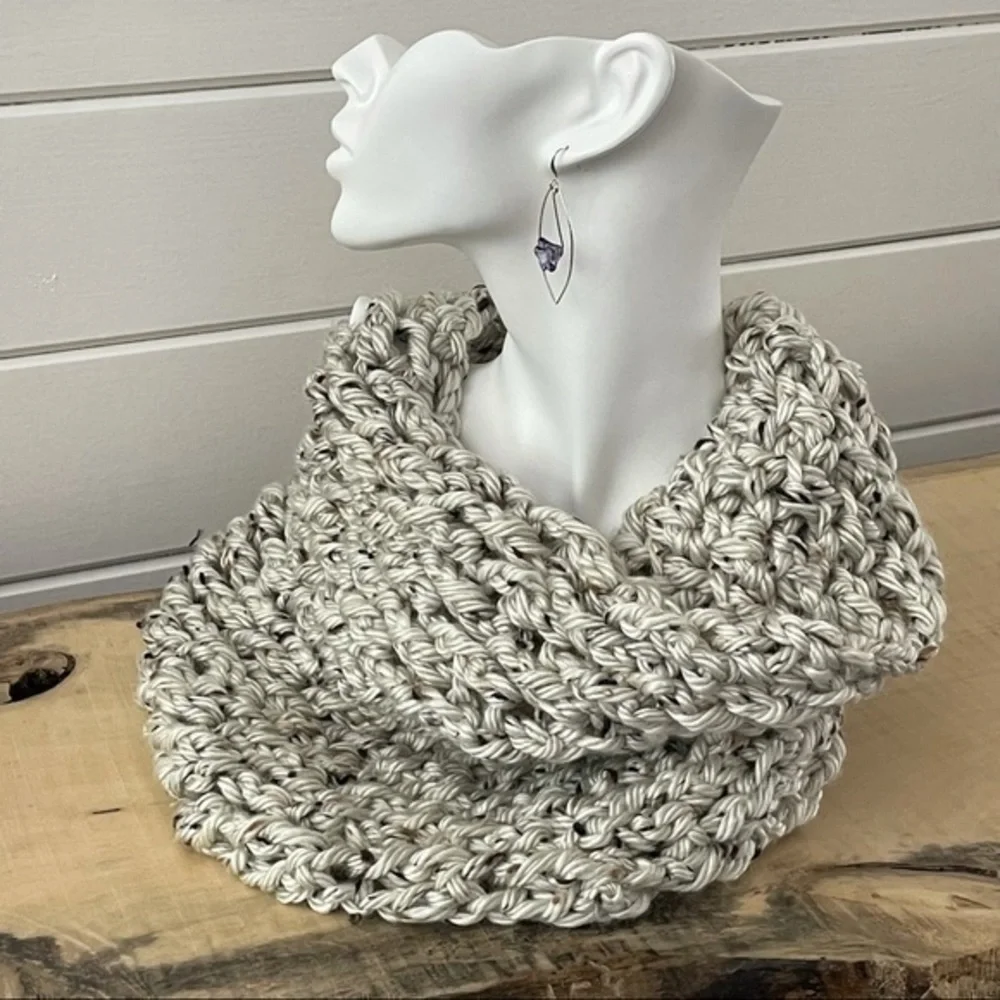 Handmade Extra Soft Marble Wheat Cowl Chunky Knit Crochet Statement Scarf Warm